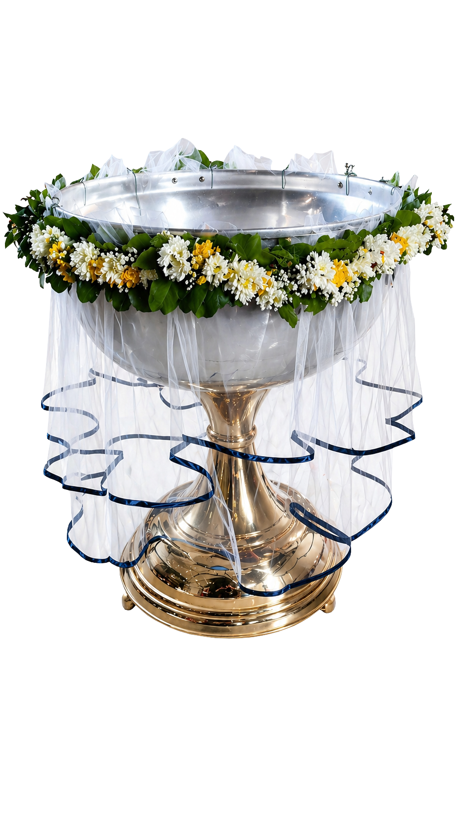 Aranjament cristelniță cu tiul și coroniță cu flori – Floraria Mariei